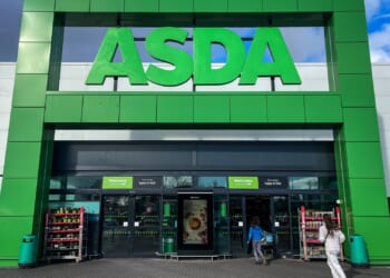 Mums are racing to ASDA to bag play kitchens that are scanning for better than half price, but you’ll need to be quick