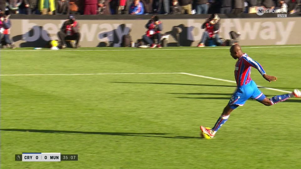 NINTCHDBPICT001042141973