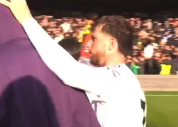 'Captain MM7' - Mason Mount hailed for way he treated Leny Yoro after Man Utd star gifted Crystal Palace a penalty