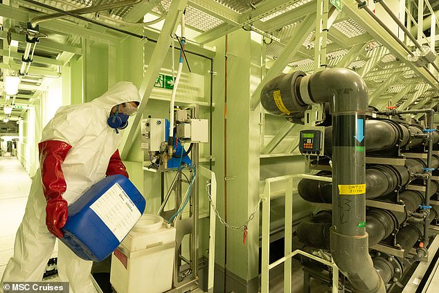 The waste water cleaning is also on the itinerary, a series of tubes keeping dirty water while it's cleaned well out of sight