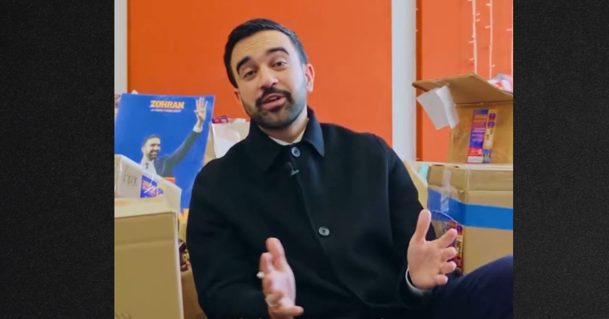 Two weeks after becoming New York City's Mayor-elect, Zohran Mamdani is asking for money ... again.