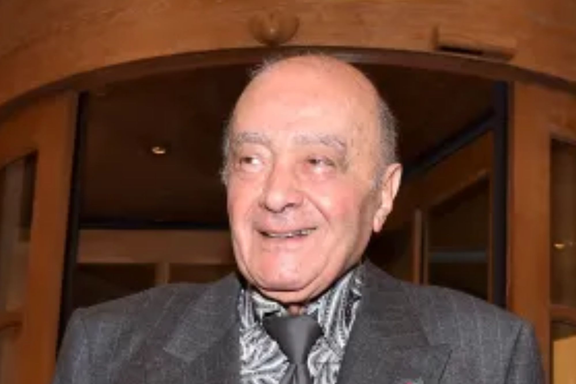 An image collage containing 1 images, Image 1 shows Mohamed Al-Fayed smiling while attending the "Chanel Collection des Metiers d'Art 2016/17 : Paris Cosmopolite" Show