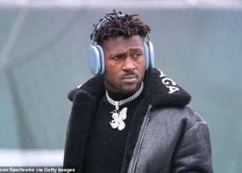 Antonio Brown is reportedly in US Marshals custody after being extradited from Dubai