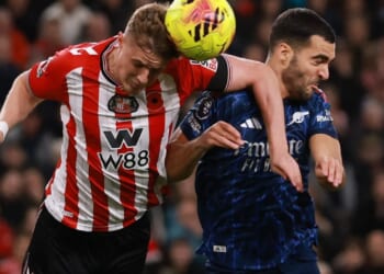 Arsenal star Mikel Merino needs urgent medical attention on head injury as fans demand red card