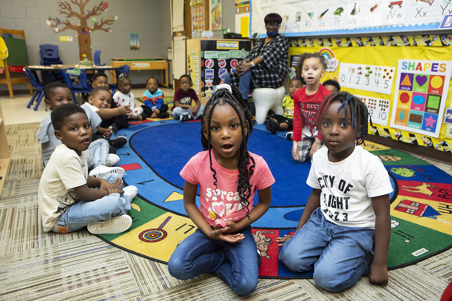 As shutdown sets record, Head Start preschools start closing