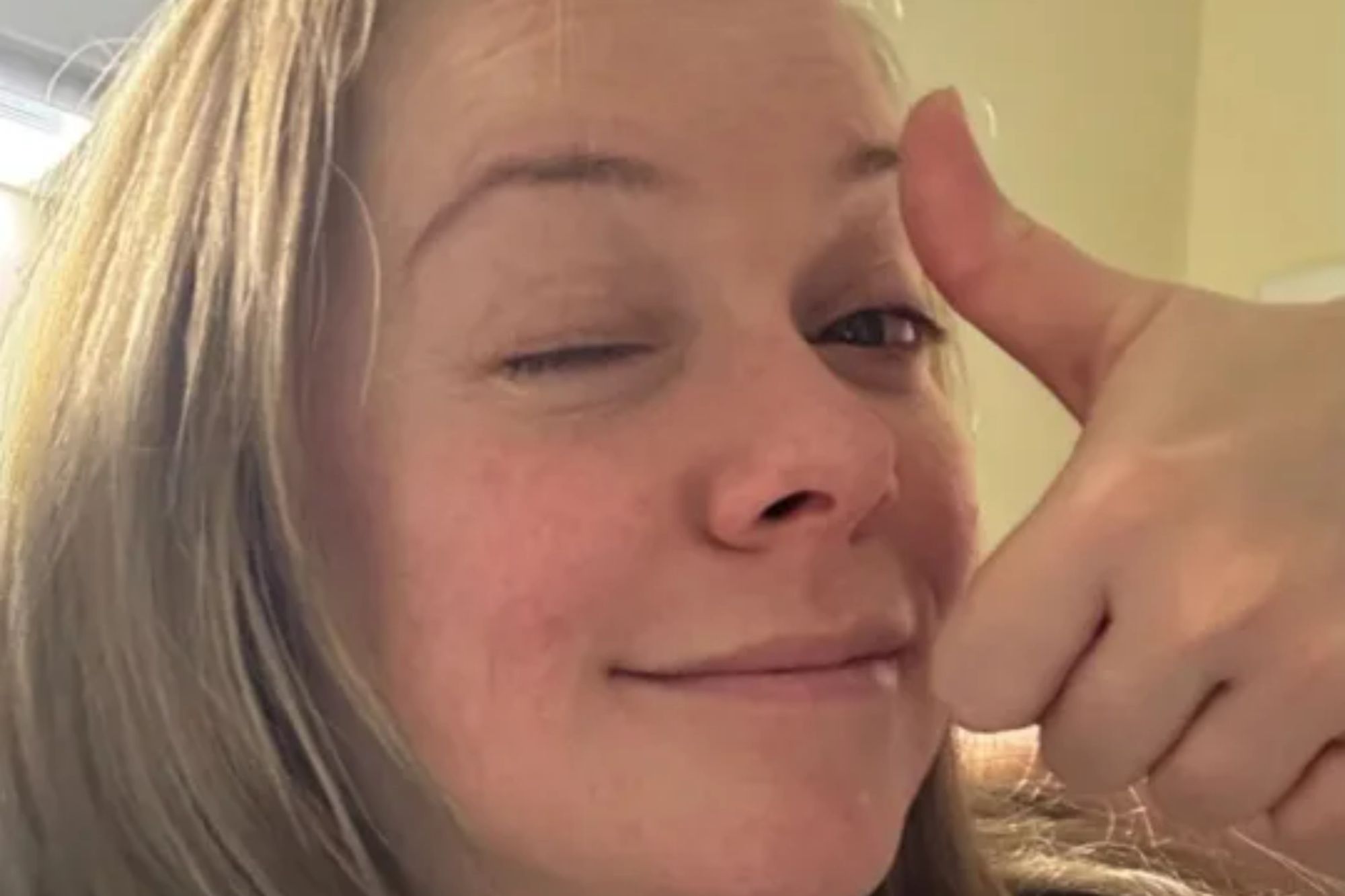 An image collage containing 1 images, Image 1 shows Liz McLarnon gives birth