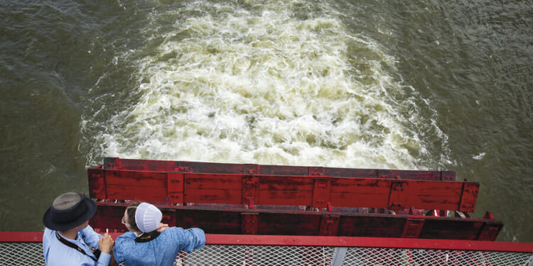 Belle of Louisville paddles on, with nostalgia at the helm
