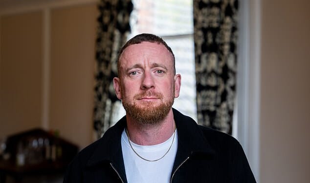 Bradley Wiggins has revealed that he has checked into top trauma clinic in the United States