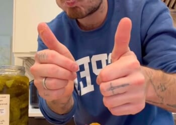 Brooklyn Beckham whipped up a fried chicken sandwich in his latest cooking video on Instagram on Thursday - but his followers all had the same criticism