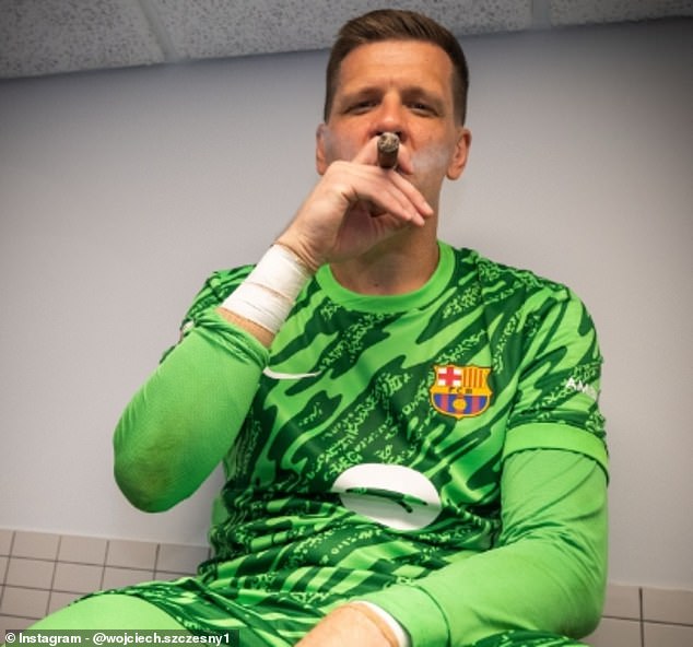 Chain-smoking Wojciech Szczesny claims he broke Barcelona's body fat record and played last year for 'free'