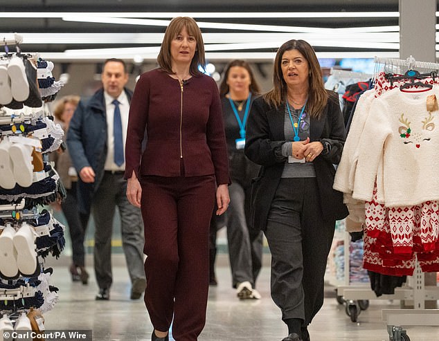 Rachel Reeves announced the increase in the  minimum wage at Primark in central London
