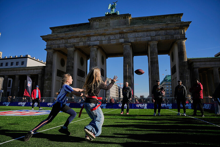 Colts vs. Falcons ... in Berlin? Why the NFL is going international.
