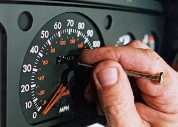 If you thought clocking was a thing of the past, think again! New technology and unscrupulous online providers using loopholes in the legal system to offer mileage-blocking services has seen it make a return - and up to 300k is being wiped off the history of some motors