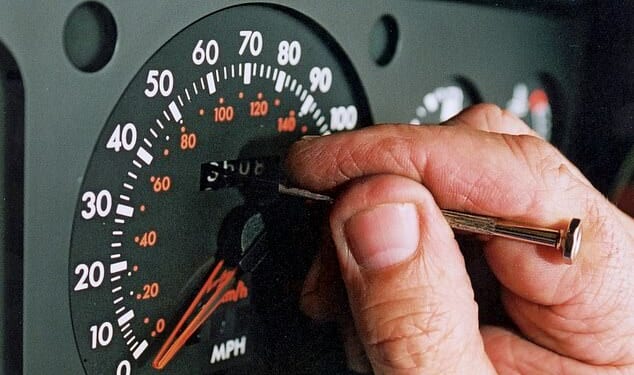 If you thought clocking was a thing of the past, think again! New technology and unscrupulous online providers using loopholes in the legal system to offer mileage-blocking services has seen it make a return - and up to 300k is being wiped off the history of some motors