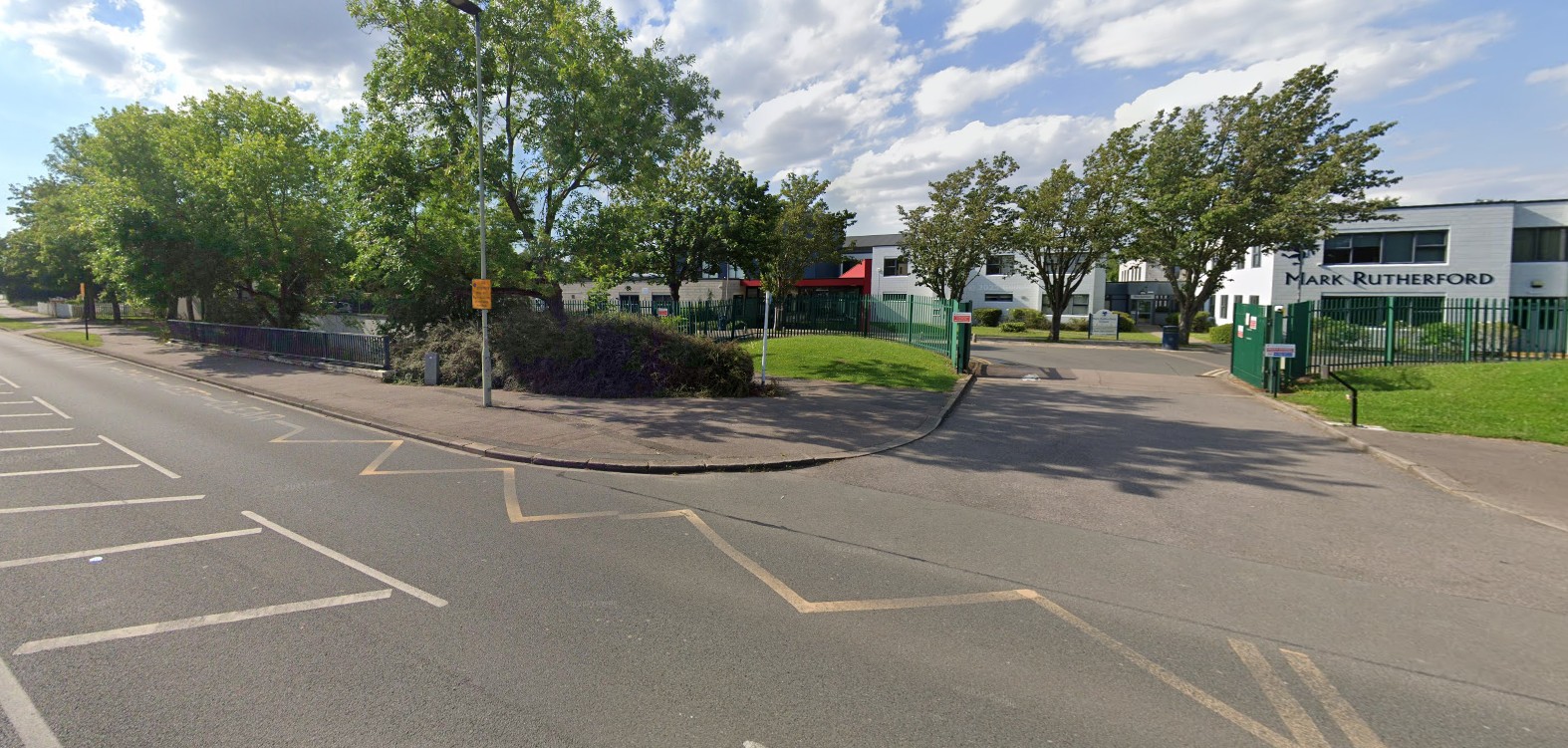 Cops launch hunt for serial flasher after man strikes multiple times near secondary school