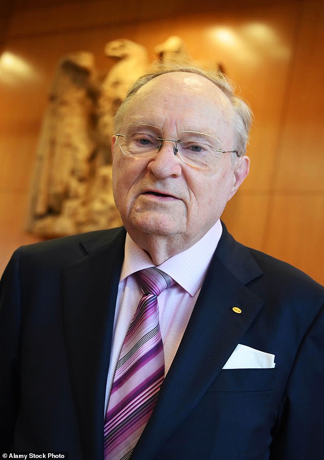 Dignitas founder Ludwig Minelli has ended his life aged 92 at one of his own assisted dying clinics, just days before his birthday