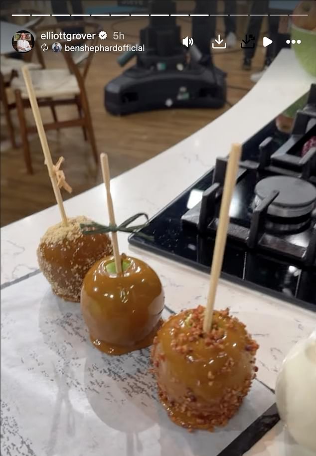 Talking viewers through the process of creating the sweet treats, the chef showed Cat and Ben the variety of yummy toppings he had on offer, including popping candy and maple bacon