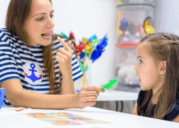 From Bachelor’s to Master’s: A Seamless Path for Communication Sciences Graduates