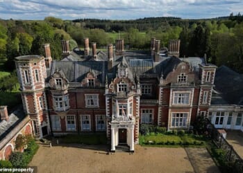 Lynford Hall in Norfolk became a familiar backdrop to viewers of the hit sitcom, with its central courtyard doubling for the French town square of Nouvion