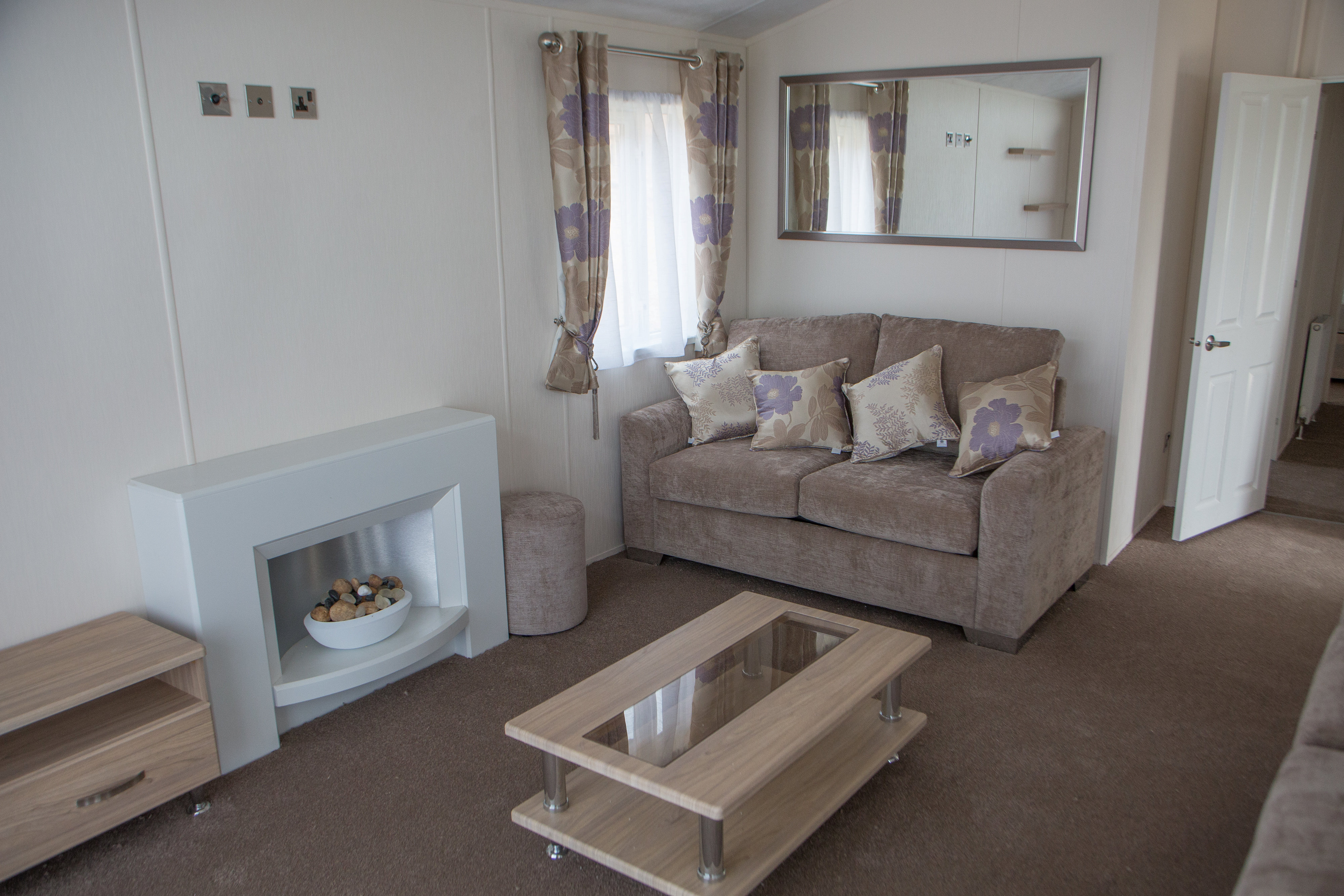 Holidaymakers judge where they're staying in just seven seconds, according to research.