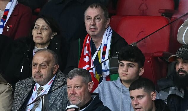 Stephen Crean cut an emotional figure as Nottingham Forest paid tribute to him on Sunday