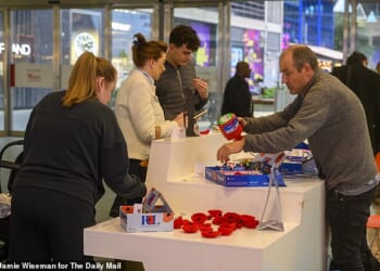 The number of people wearing red poppies in the run up to Armistice Day is reducing, some sellers say, and the Daily Mail had trouble finding stalls in certain parts of the country