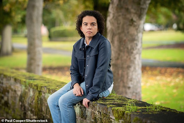 Keira Bell was a teenager when she started her transition process at the Tavistock via puberty blockers and cross-sex hormones. She later regretted the process, saying that she had not been capable of informed consent at the time