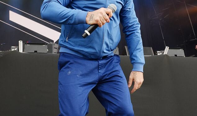 Robbie Williams says he typically serenades an audience member with his hit song She’s The One, but can barely see the person he’s singing to as his eyesight has become blurry recently