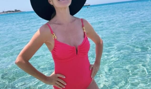 Hollywood icon and former Bond girl Jane Seymour has lifted the lid on her remarkably youthful physique at 74