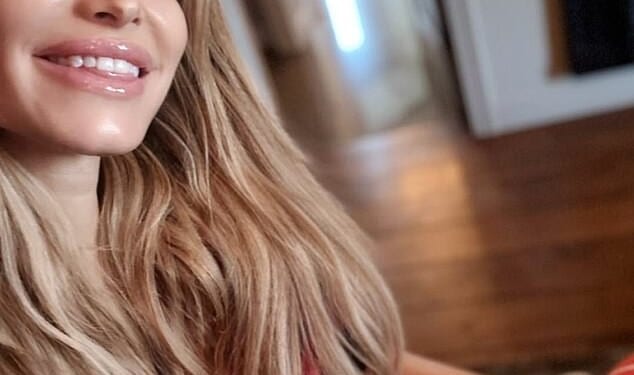 Jessica Simpson is celebrating a major milestone and reflecting on the hard lessons that came with it