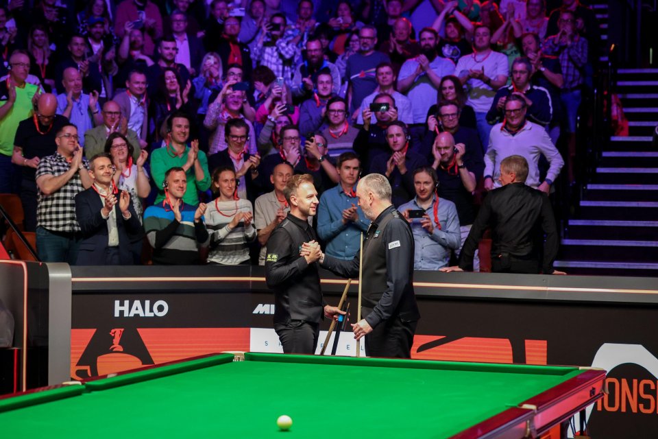 Mark Williams of Wales handshake with Judd Trump of England celebrates 17-14 win during the Mark Williams of Wales and Judd Trump of England Semi-Final at The Crucible Theatre, Sheffield, England, United Kingdom on 3 May 2025 Credit: Phil Duncan/Ev