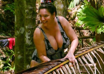 Kelly Brook had her first I'm A Celebrity jungle shower moment as she took a dip with her campmates Shona McGarty and Alex Scott on Wednesday's show