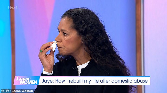 Emmerdale's Jaye Griffiths broke down in floods of tears as she recounted her experience with domestic abuse on Thursday's Loose Women