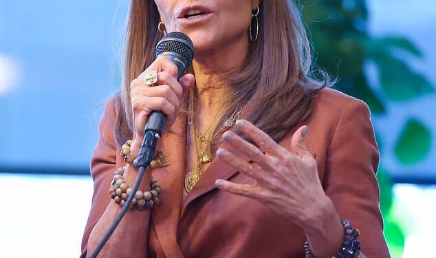 Maria Shriver has praised her cousin Tatiana Schlossberg as 'extraordinary' after the younger Kennedy heir announced her battle with terminal cancer