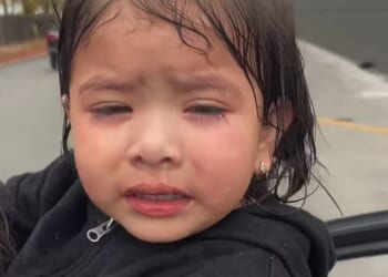 Rafael Veraza, Ariana Veraza's father, said: 'My daughter was trying to open her eyes. She was struggling to breathe'