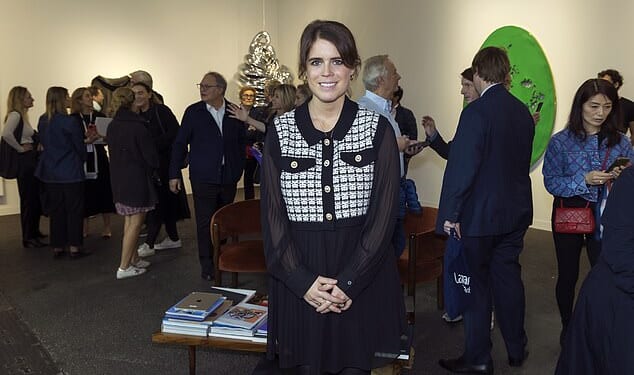 Princess Eugenie pictured on the Hauser & Wirth stand at a Paris art festival in 2022