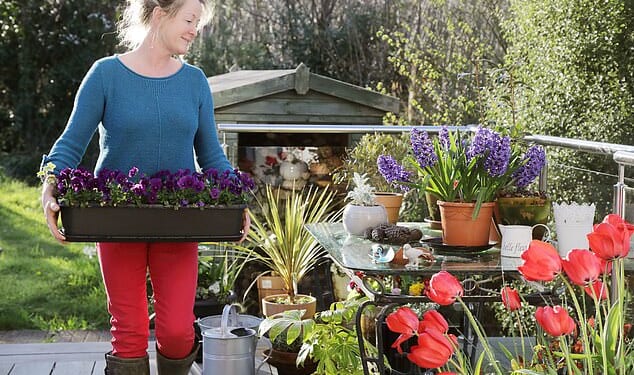 Landscape gardening jobs pay from £26,000 to £38,000, depending on experience. Hard landscapers need to be physically fit and able to move heavy loads