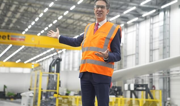 Readers say that with the exception of Rachel Reeves, Ed Miliband has done more damage to this great country than any other minister in Sir Keir Starmer's Cabinet