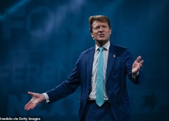 Richard Tice, Reform¿s deputy leader, complained after discovering that staff at the Orion group, which runs eight academy schools in south London, used a picture of him in teaching materials to illustrate ¿extremism¿