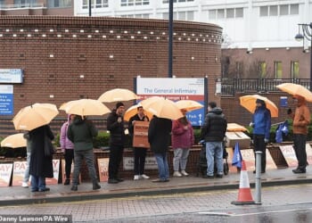 NHS resident doctors outside Leeds General Infirmary
