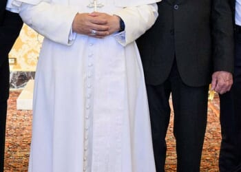 Roebrt De Niro visited the Vatican and met with Pope Leo XIV on Friday