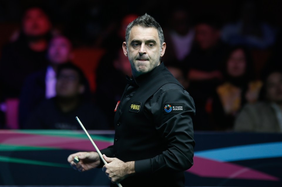 Ronnie O'Sullivan reacting during the second round match against Sanderson Lam at the International Championship 2025.