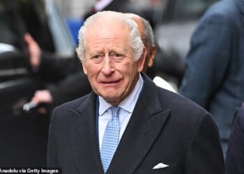 The Royal Family and King Charles is set to be charged thousands of pounds a year under Rachel Reeves¿ mansion tax