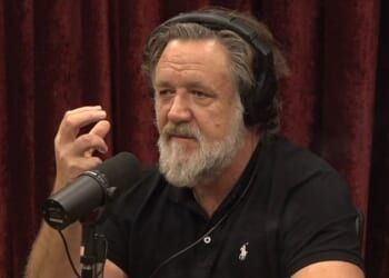Russell Crowe has opened up about his debilitating health woes while revealing the secrets to his staggering 55-pound weight loss on the latest episode of Joe Rogan 's podcast