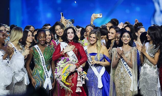 Fatima Bosch of Mexico reacts next to other contestants after being crowned Miss Universe 2025 during the 74th Miss Universe pageant in Bangkok, Thailand, November 21, 2025