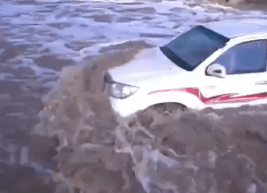 Staggering moment flash floods tear through Saudi Arabia near Mecca after torrential rain and thunderstorms