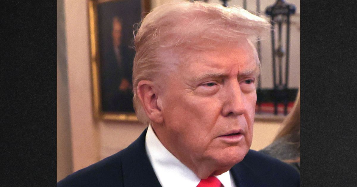 Trump Calls for Arrest of 'Seditious' Democrats Who Sent Coordinated Message to Military Members