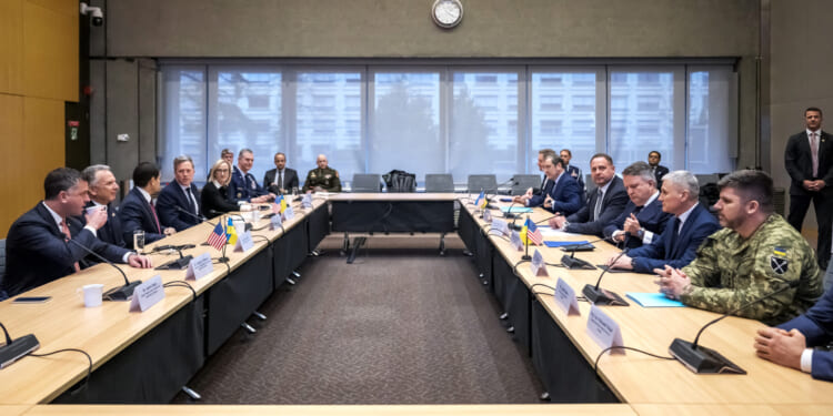 Trump’s Ukraine Proposal Is the Least Bad Option