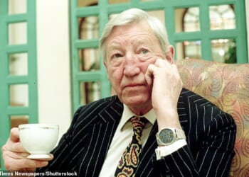 Sandy Gall, whose career spanned over 50 years, died at his home in Kent aged 97 in July this year