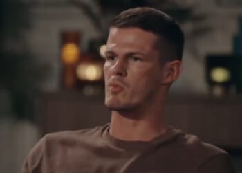 Watch the moment Steven FINALLY confesses to swiping on dating apps while on E4 experiment